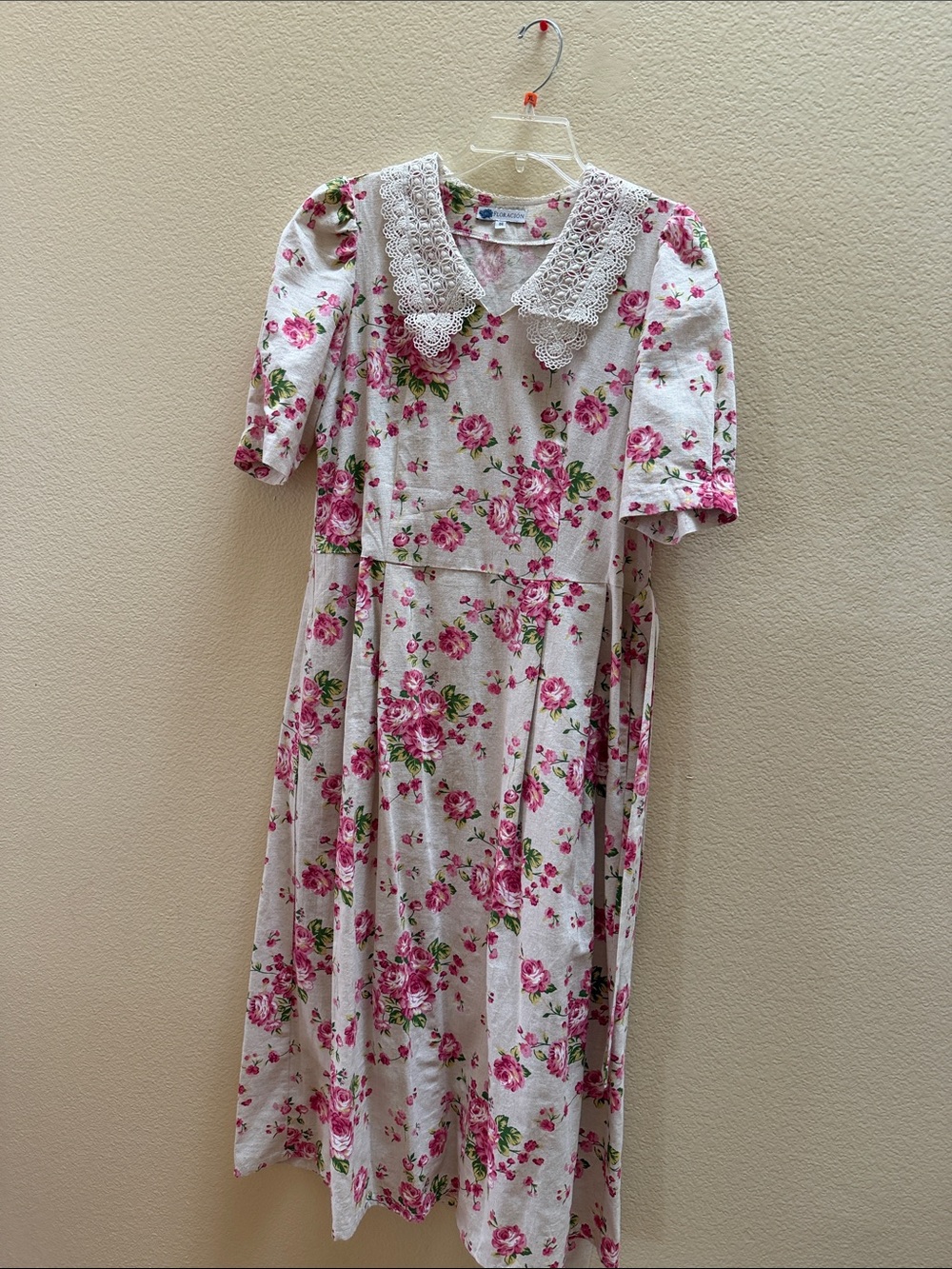 Floral Midi Dress with Crochet Collar - Pink on Cream